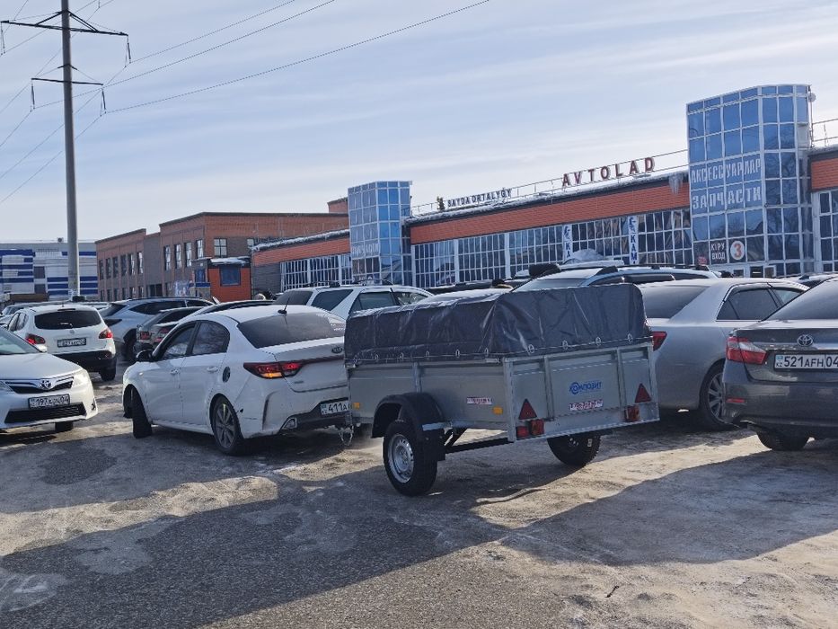 Прицеп для легкового автомобиля новый