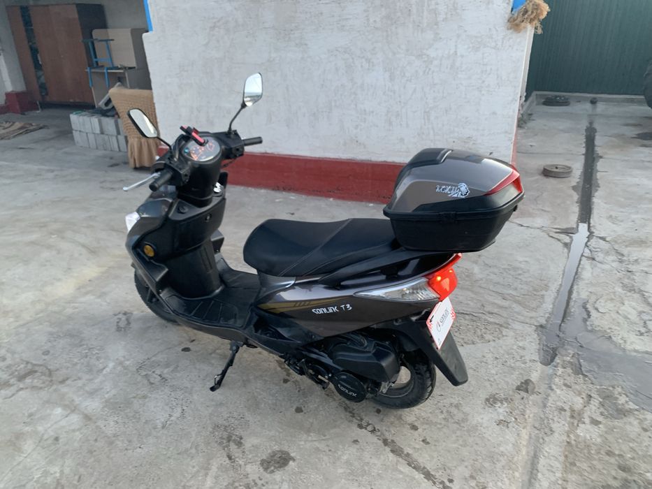 Скутер Sonlik  5