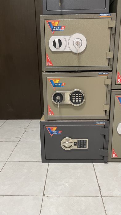 Продам сейфы для офиса, дома