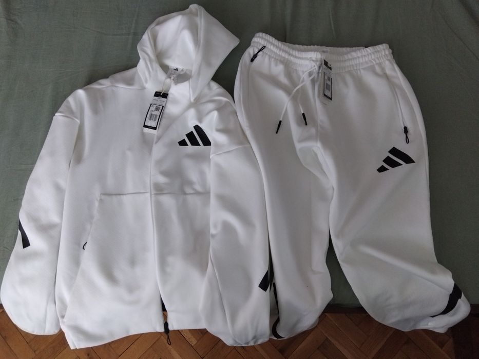 Комплек анцунг Adidas, бял, размер Л