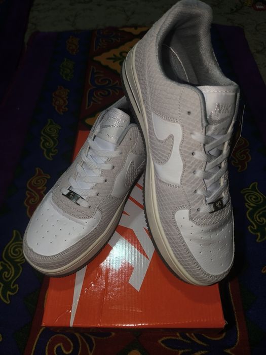 Кросы  Nike  air
