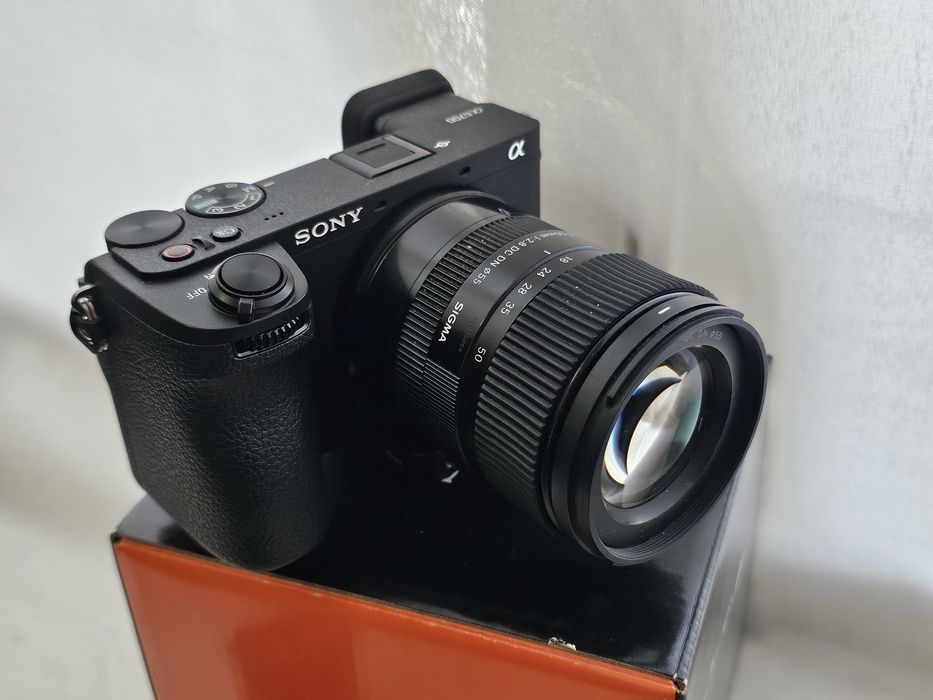 Sony 6700 yangidek 1300$