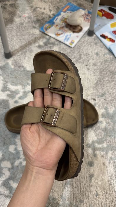 Туфли лаковые новые+ birkenstock