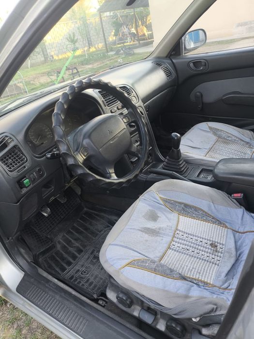 Митсубици галант