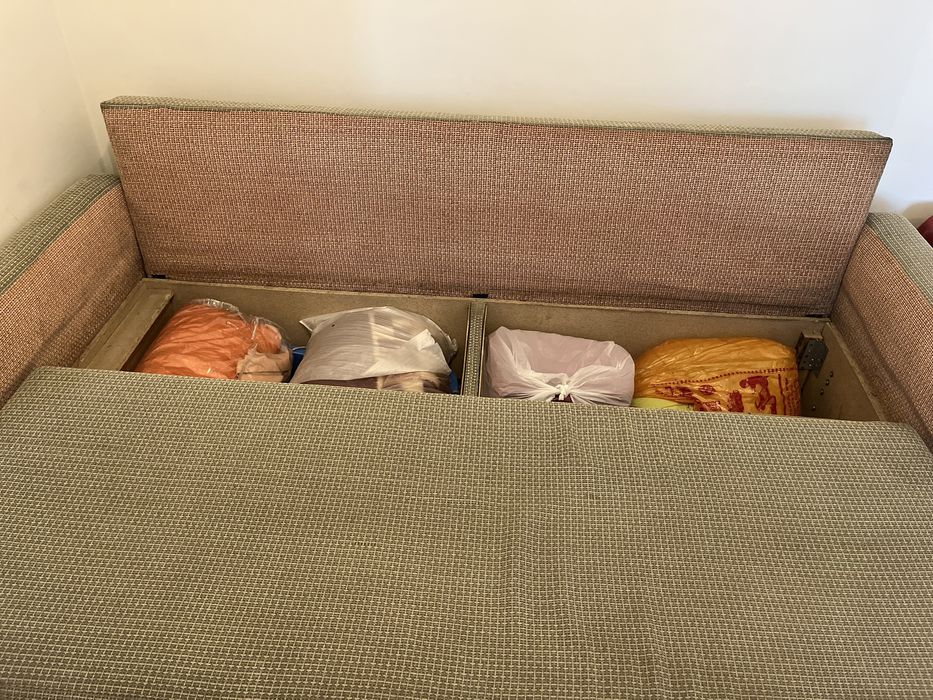 Диван еврокнижка после профессиональной чистки