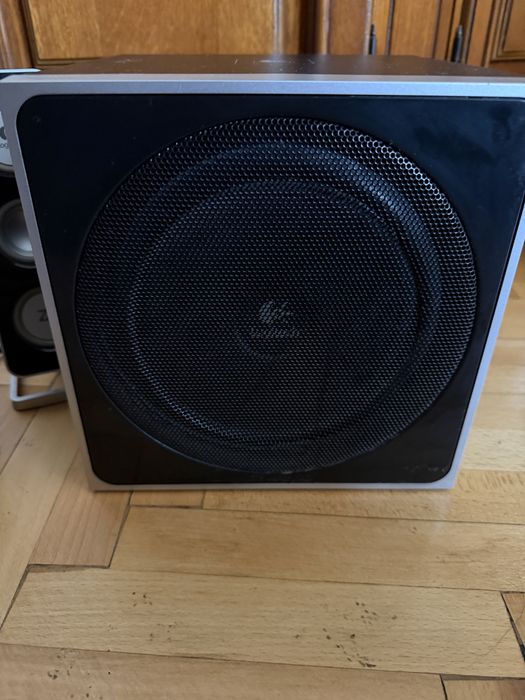 Boxe Logitech Z4