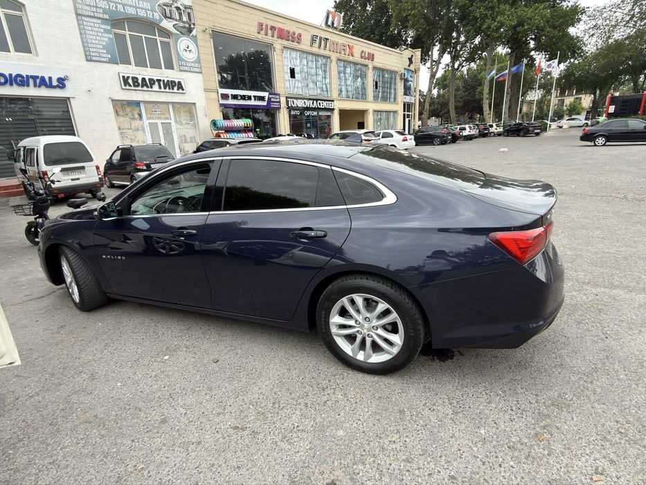Chevrolet Malibu 2018 — 2