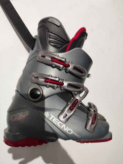 Vand clăpari mărimea 35;36;37 pentru copii