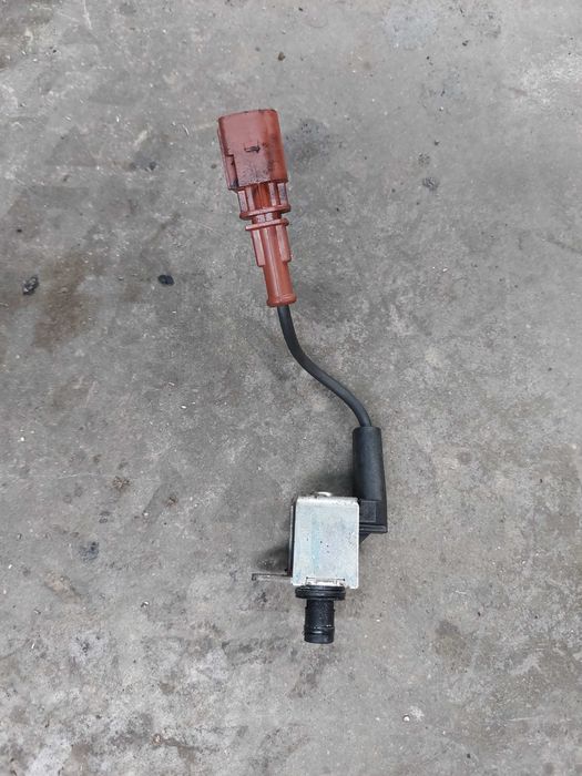 Solenoid pompa apa Octavia 3/Golf 7/A3 8V/Leon 3 1.6tdi/2.0tdi