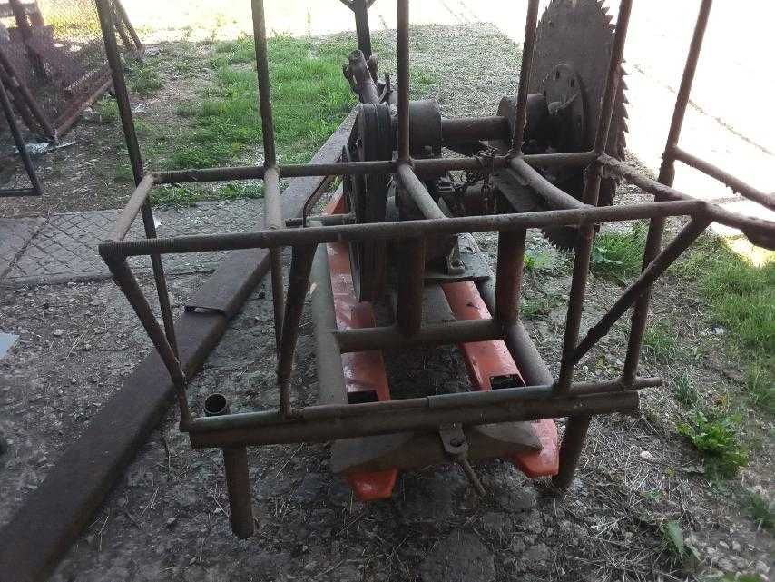 тракторна резачка за дърва