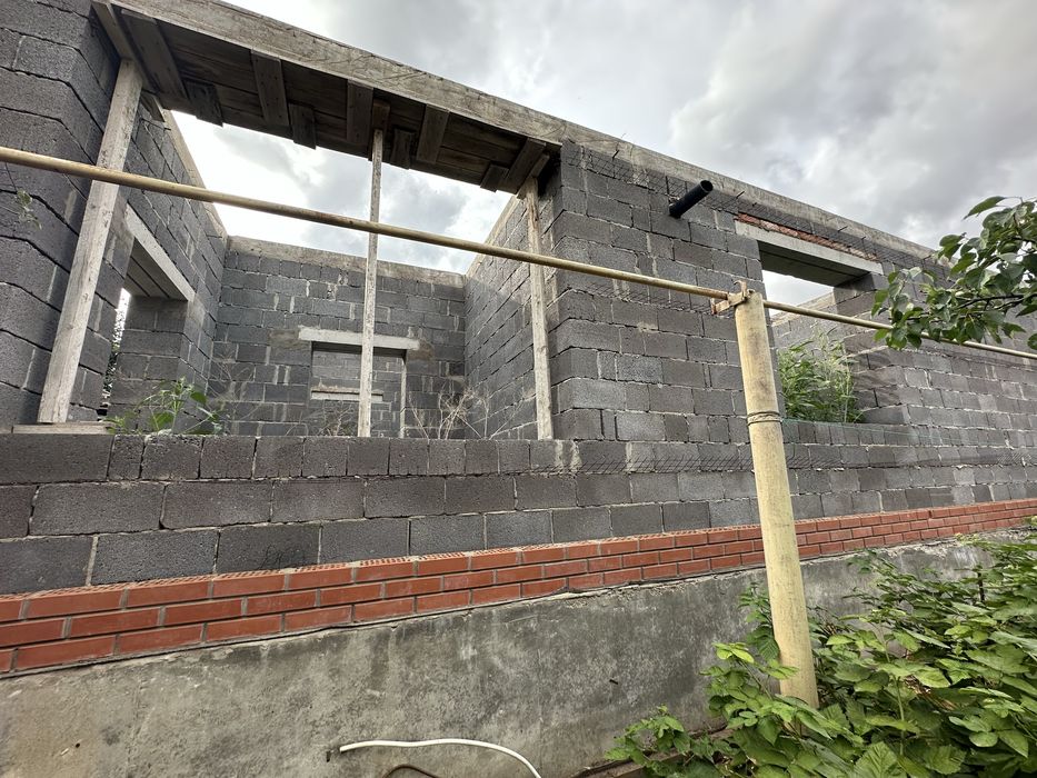 Срочно продам недостроенный дом