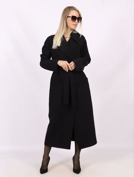 Пальто черное демисезонное