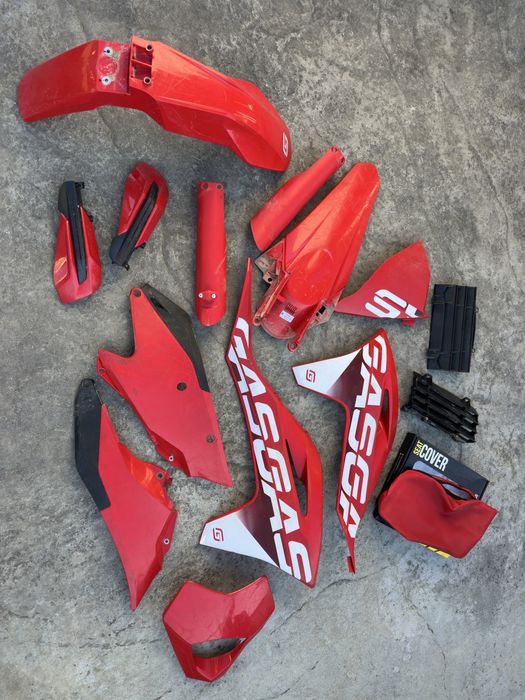 Plastice carene gas gas 2023