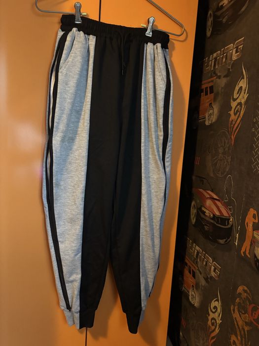 Продам одежду штаны футболка кофта