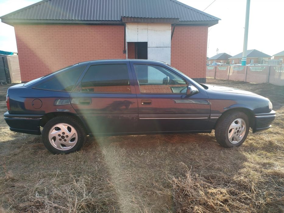 Продам Опель вектра 1994год