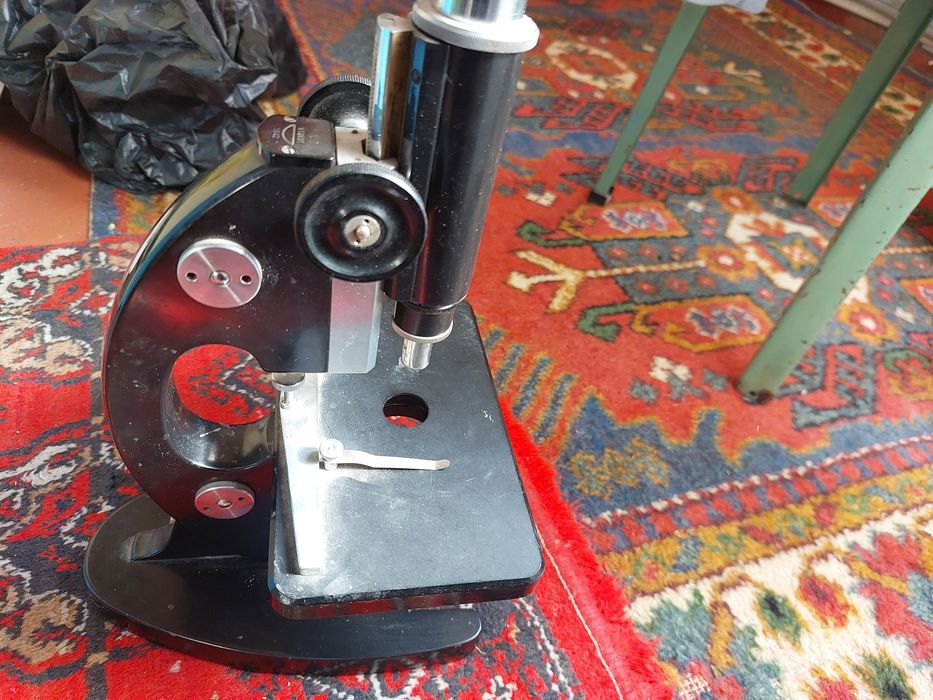 Продаётся микроскоп