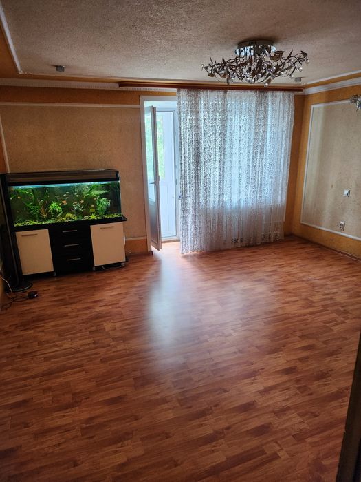 Продам аквариум  200 литров