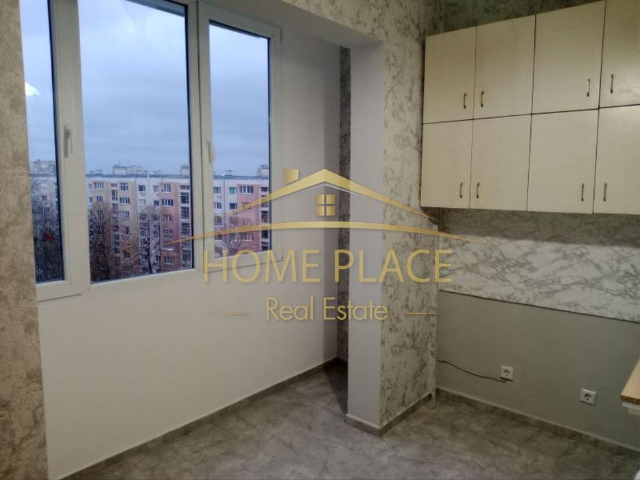 Тристаен апартамент в ж.к. "Левски"