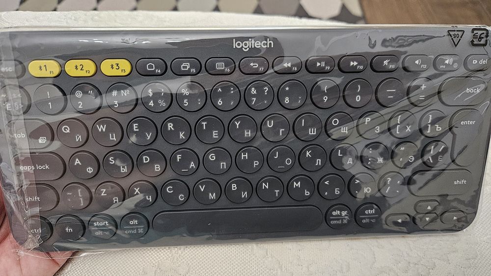 продам клавиатура Logitech новая