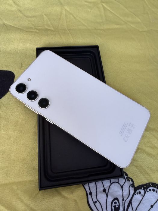 Samsung S23+.