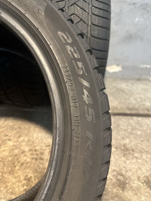 Гуми 225/45/17 PIRELLI Sottozero Winter
