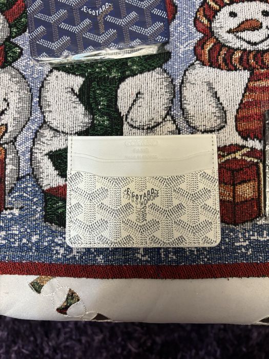 Portofele goyard diferite culori