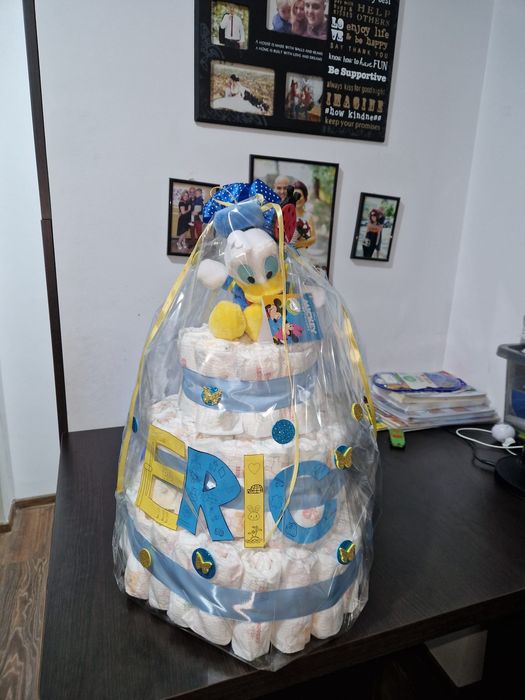 Tort decorativ din pampers