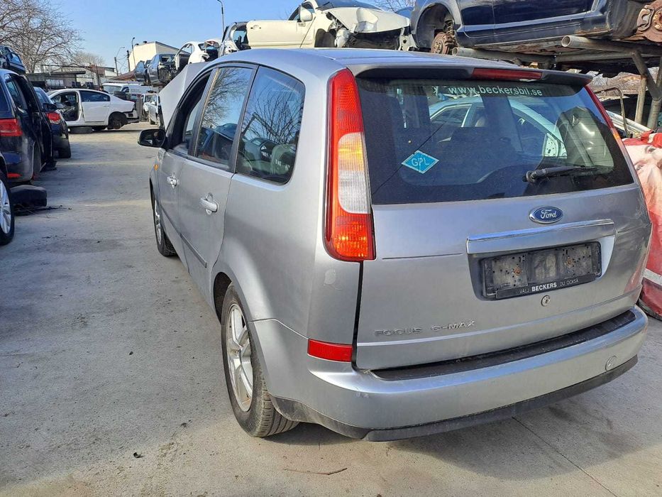 Dezmembrez Ford C-Max 1.8 B an 2003 cod motor CSDA