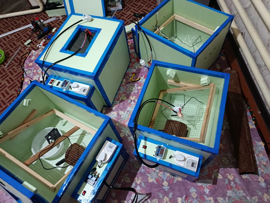 Inkubator 12v/220votli ishlaykon