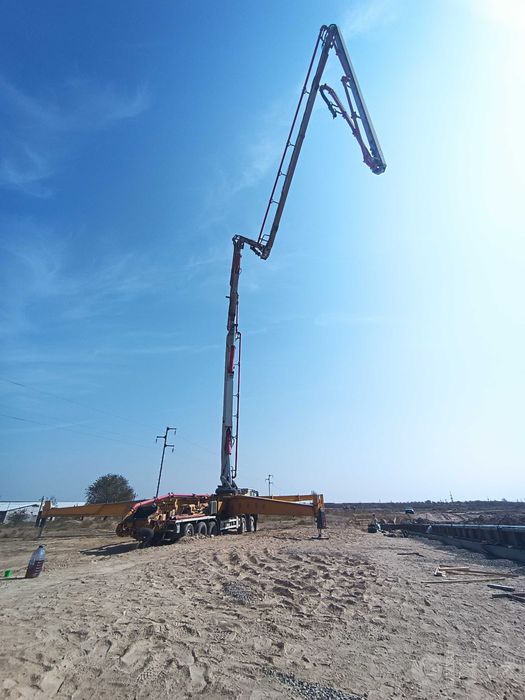 Автобетононасос хизмати 72 betonasos 72 metr