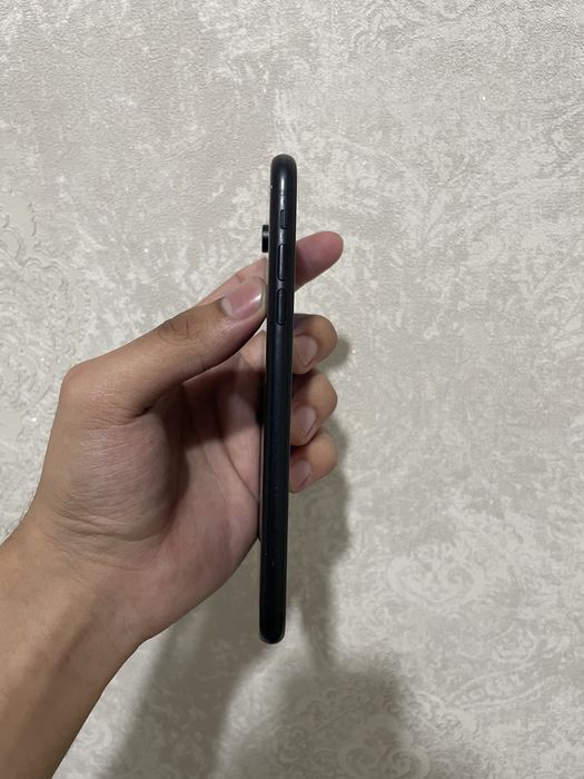 iPhone Xr 64GB 76% korobka document