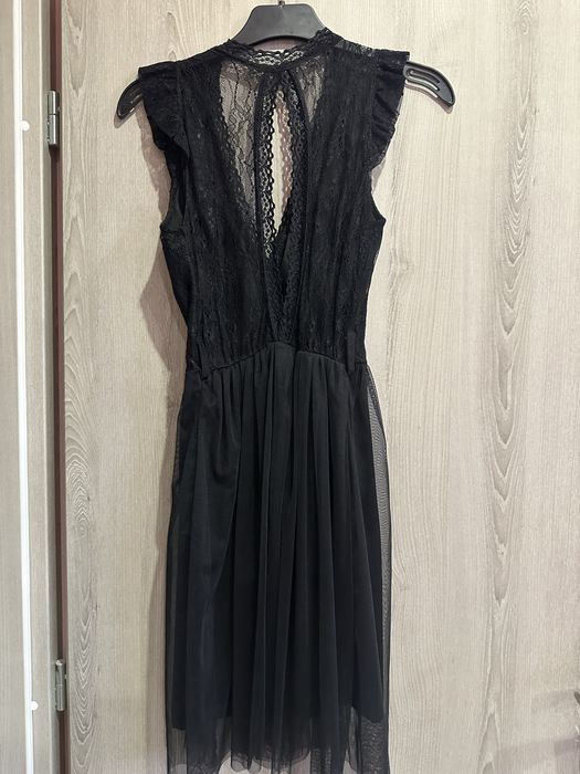 Дамски рокли, блузи и ризи на достъпни цени