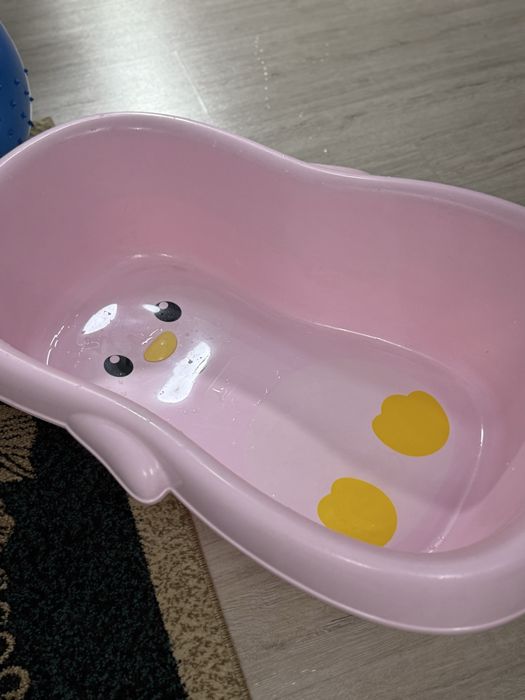 Люлька , качели , ходунки и ванначка для ребенка