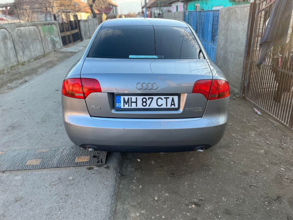 Vand audi a4 B7 masina arata foarte bine