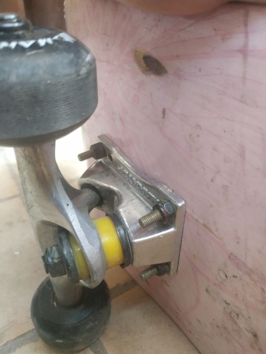 Skateboard  Xolati judayam yaxshi