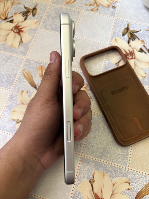 Iphone 17 pro max / 256 гб