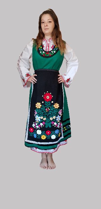 Дамска Носия Тракийски Регион (Чисто нова)