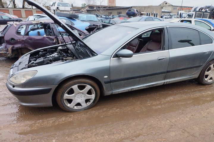 Far dreapta Peugeot 607 2002 2.2 HDi AT (133 hp)