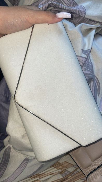 Официална бляскава чанта