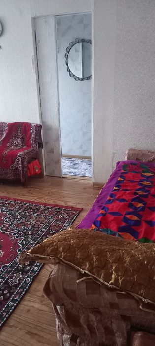 Продам квартиру  3
