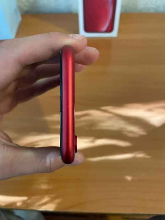 iPhone XR 128 GB — отличное состояние!