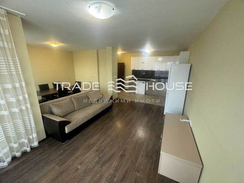 Дава се под наем Многостаен апартамент в Пловдив, Гагарин - 144 кв.м за 800 € - Снимка #1