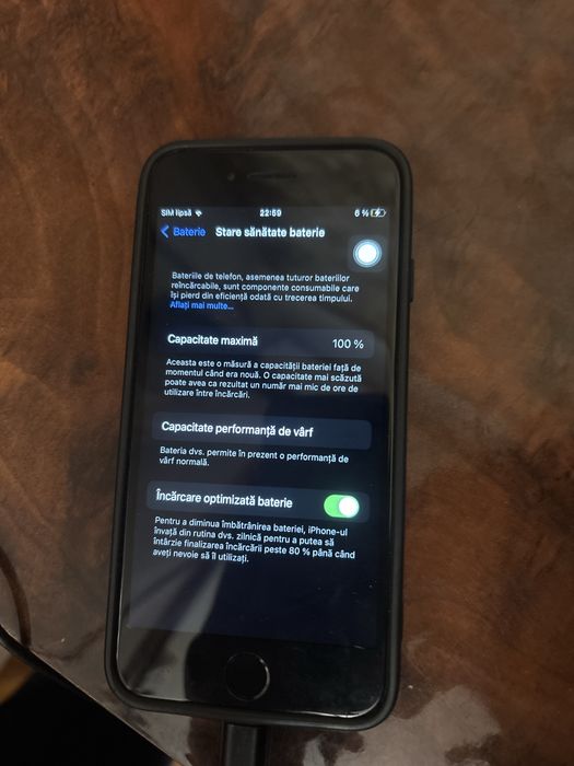 Vand iphone 7 black in stare foarte buna