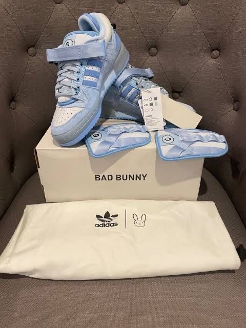 Adidas BadBunny (голубой цвет)