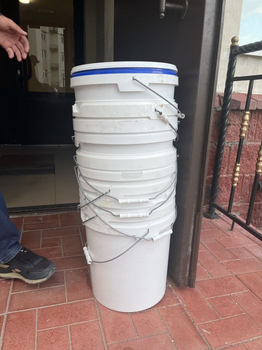 Ведра пластмассовые