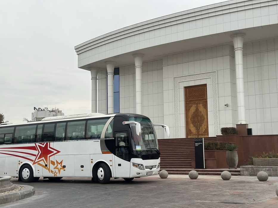 Avtobus yutong sotiladi xolati alo 43+2 faqat turizmda iwlagan