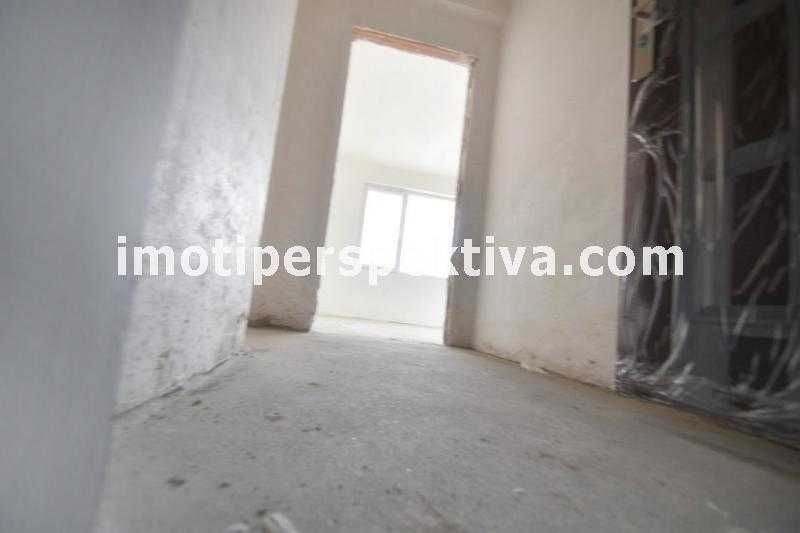 Продава се Двустаен апартамент в Пловдив, Кючук Париж - 70 кв.м за 1179 €/кв.м - Снимка #16