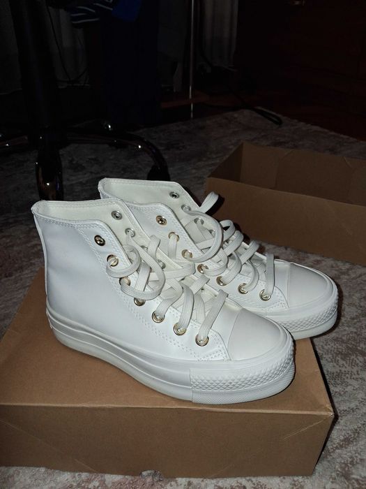 Дамски кецове Converse