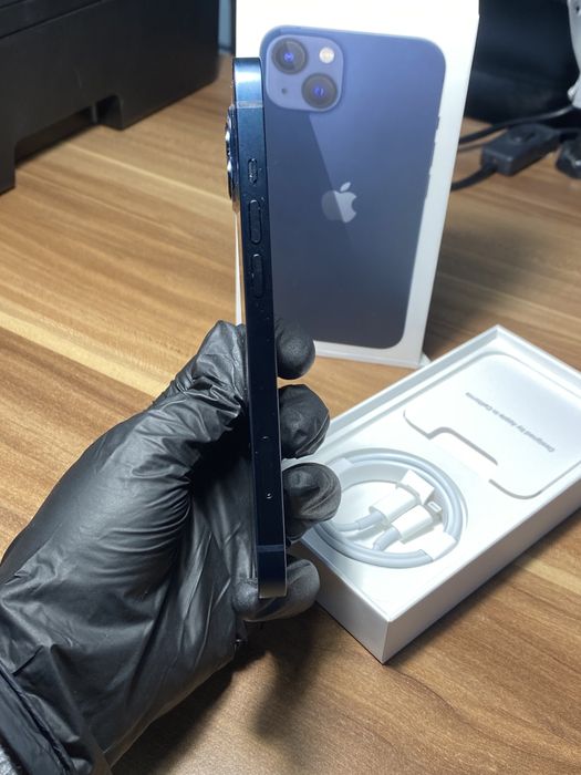 iPhone 13• 128 GB • Midnight