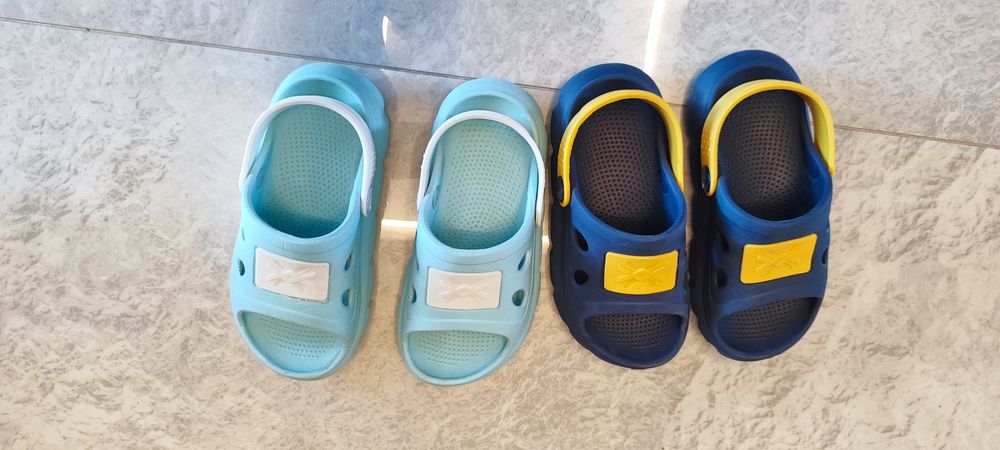 Сандалки Benetton